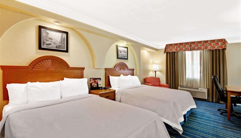Habitación - Days Inn by Wyndham San Antonio Airport