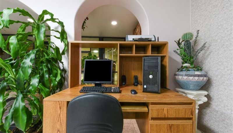 Centro de negocios - Super 8 by Wyndham Burleson Fort Worth Area