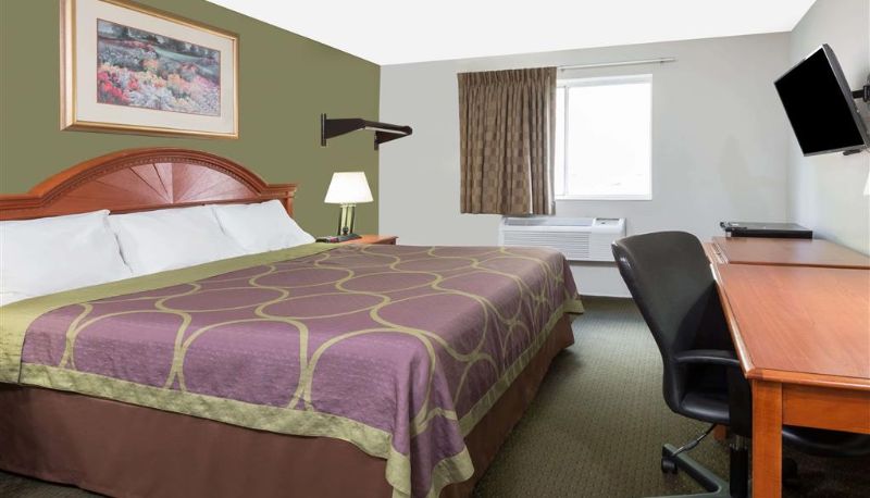 Zimmer - Super 8 by Wyndham Pittsburgh/Monroeville