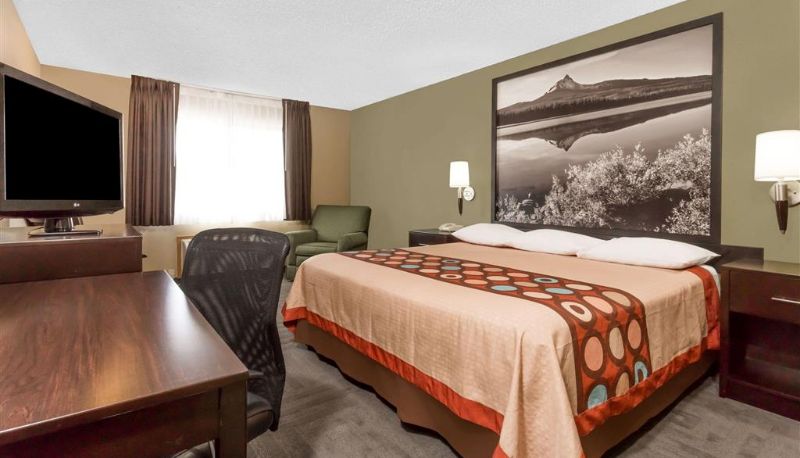 Zimmer - Super 8 by Wyndham LaGrande