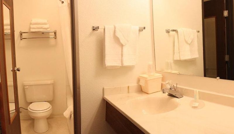 Camera business - FairBridge Inn and Suites Kellogg