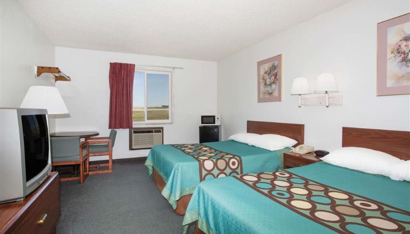 Zimmer - Super 8 by Wyndham Limon