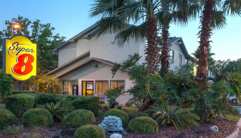 Vue extérieure - Super 8 by Wyndham Gainesville I-75 Hospital/University Area