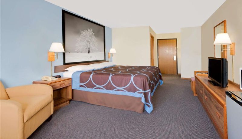 Camera - Super 8 by Wyndham Centerville