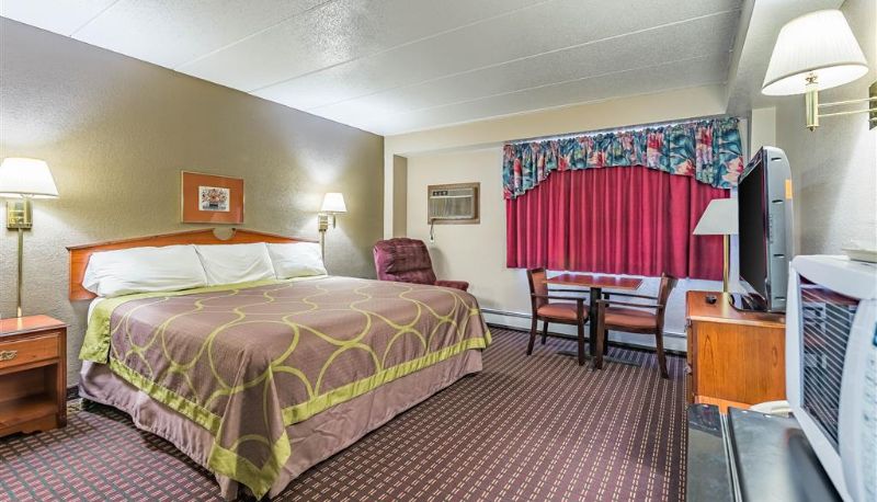 Zimmer - Rodeway Inn Saint Joseph