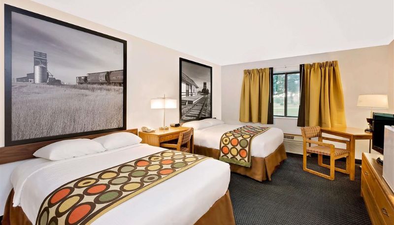 Zimmer - Super 8 by Wyndham St. James