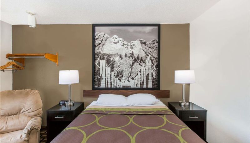 Zimmer - Super 8 by Wyndham Wayne