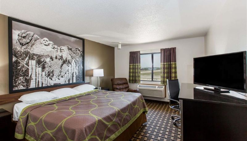 Zimmer - Super 8 by Wyndham Wayne