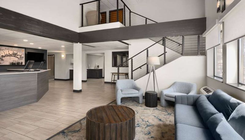 Sala - Super 8 by Wyndham Columbus