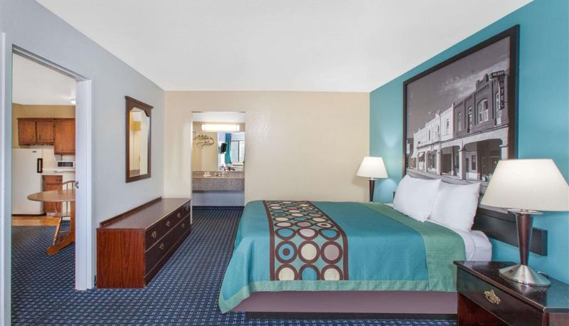 Zimmer - Super 8 by Wyndham Sallisaw