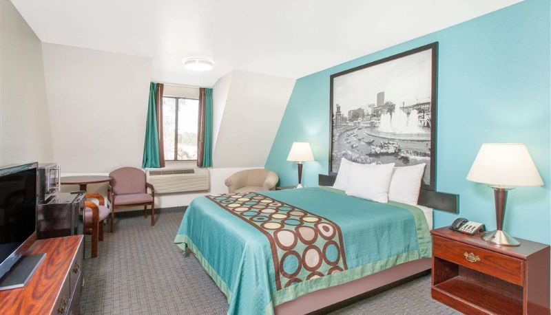 Zimmer - Super 8 by Wyndham Sallisaw