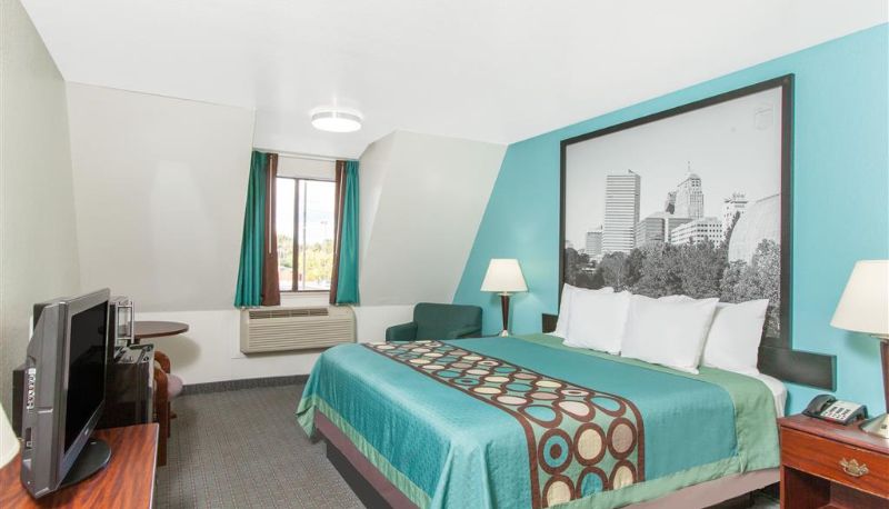 Zimmer - Super 8 by Wyndham Sallisaw