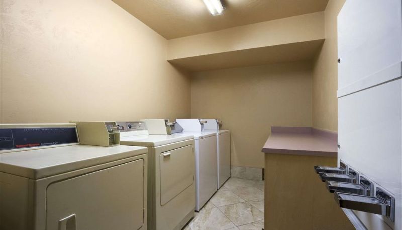 Info - Super 8 by Wyndham Kennewick