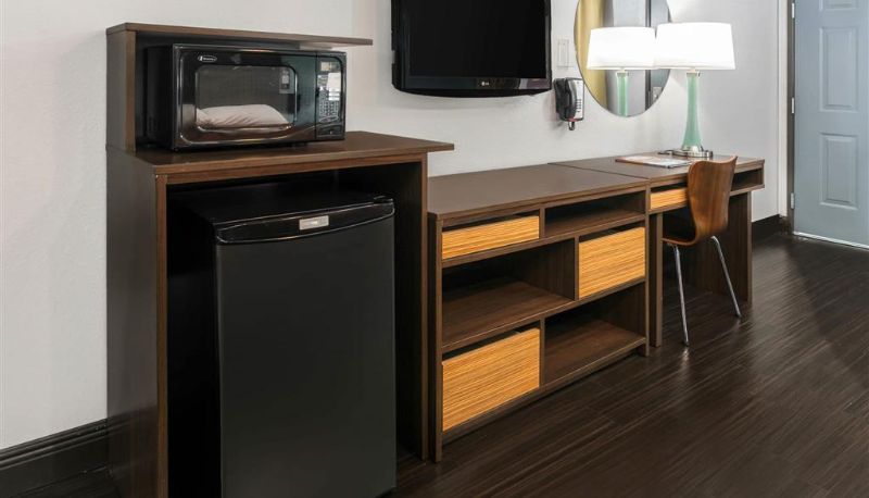 Kamer - Super 8 by Wyndham Austin University/Downtown Area