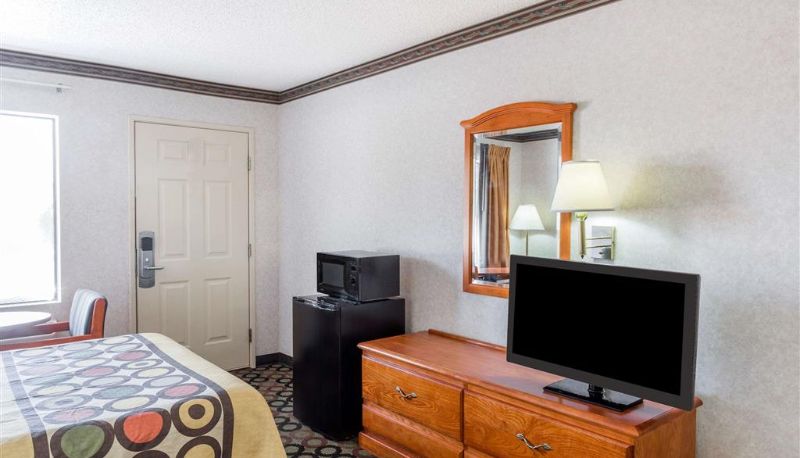 Zimmer - Super 8 by Wyndham Ashburn
