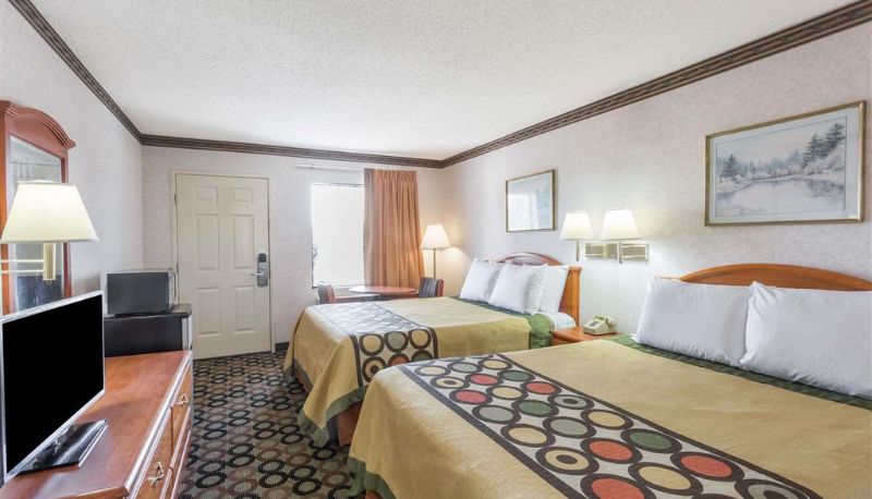 Zimmer - Super 8 by Wyndham Ashburn