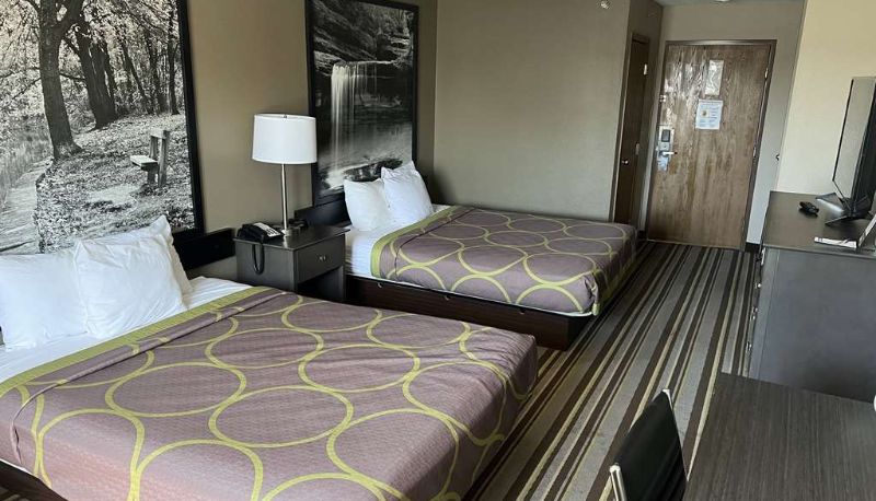 Kamer - Super 8 by Wyndham Yorkville