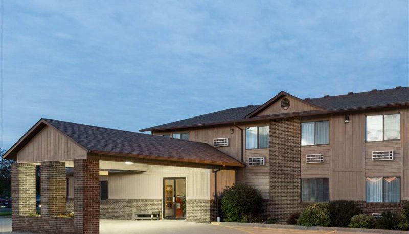 Vista exterior - Super 8 by Wyndham Dewitt