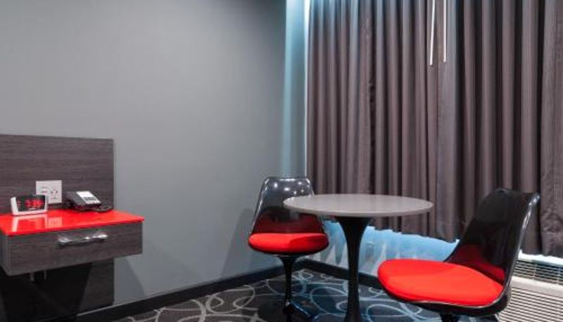 Quarto - Astro Pasadena Hotel