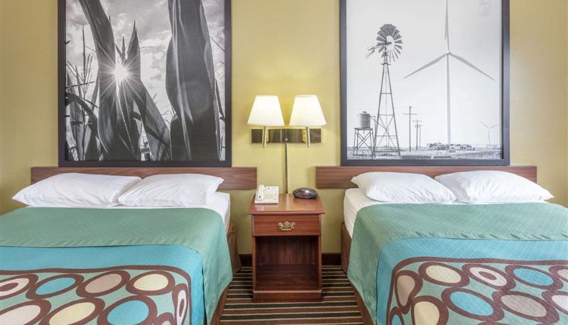 Zimmer - Super 8 by Wyndham Cresco IA