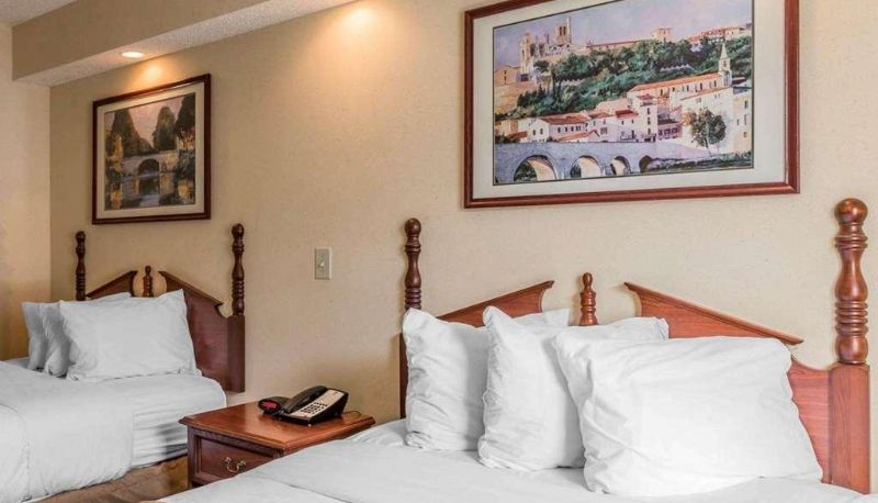 Quadrupla - Rodeway Inn Sylacauga Hwy 280