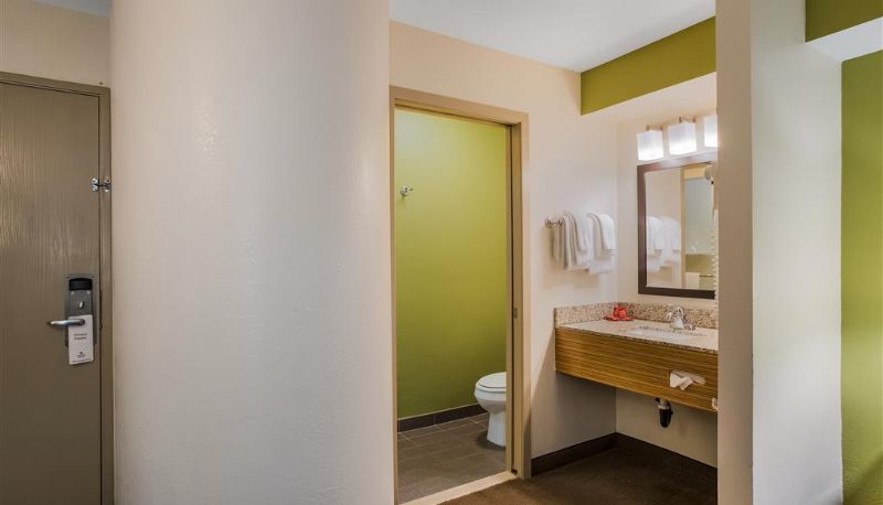 Camera - SureStay Plus by Best Western Mesa Superstition Springs