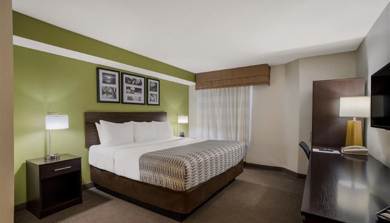 Camera - SureStay Plus by Best Western Mesa Superstition Springs