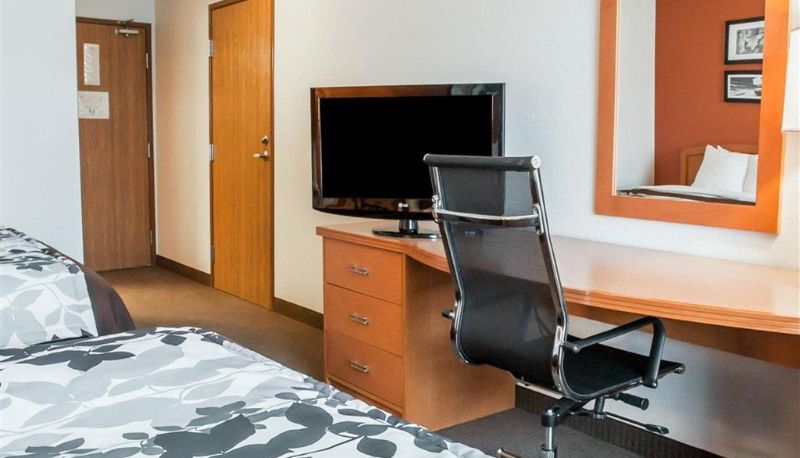 Camera - Sleep Inn & Suites Lake of the Ozarks