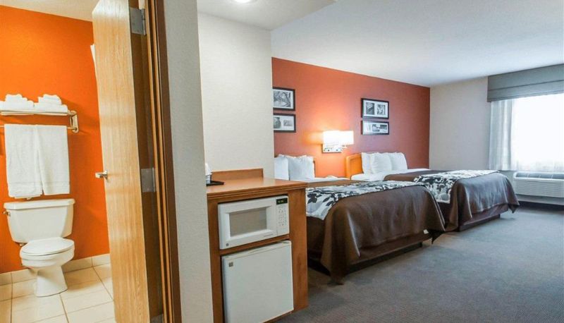 Camera - Sleep Inn & Suites Lake of the Ozarks