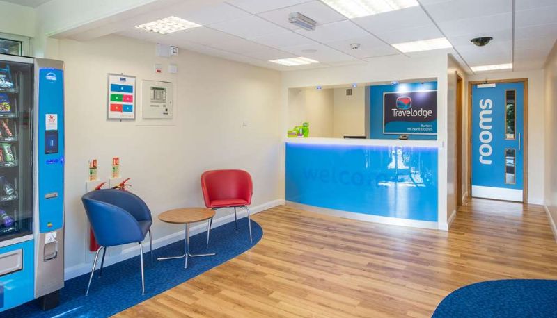 Hall - TRAVELODGE BURTON M6 NORTHBOUND