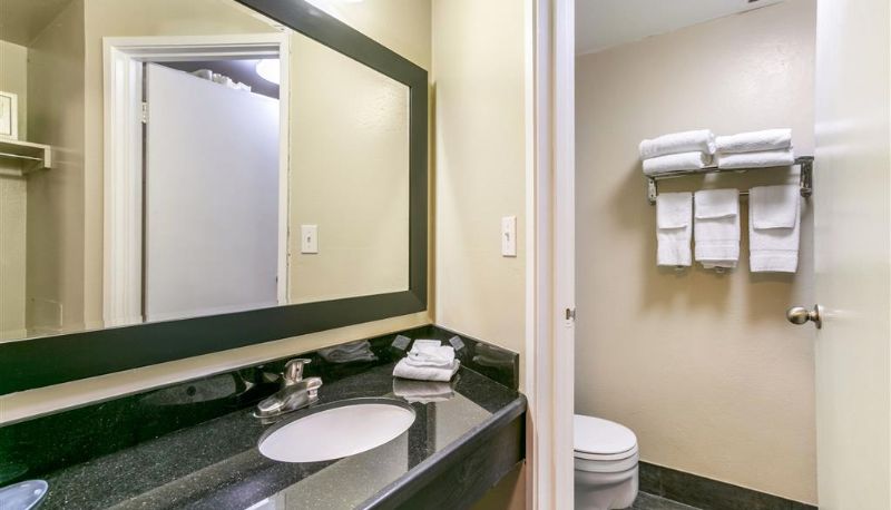 Camera - Quality Inn Rawlins I-80