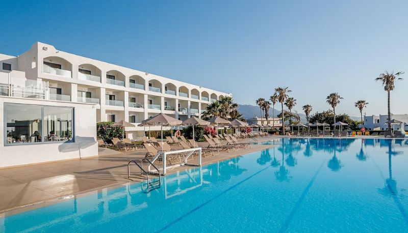 Piscina - Aeolos Beach Hotel