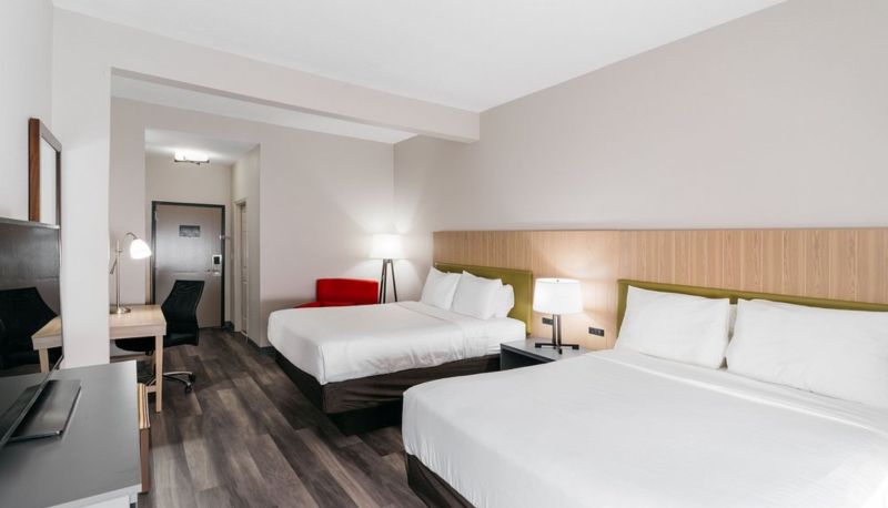 Habitación - TOWNHOME INN & SUITES by IHG