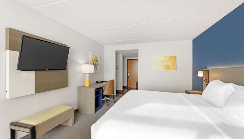 Zimmer - Comfort Inn & Suites Arlington Heights - Schaumburg