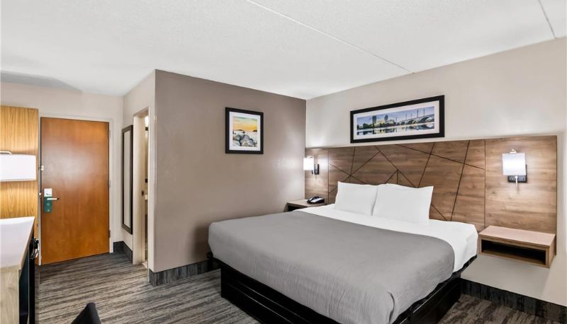Camera - Quality Inn Westfield - Springfield