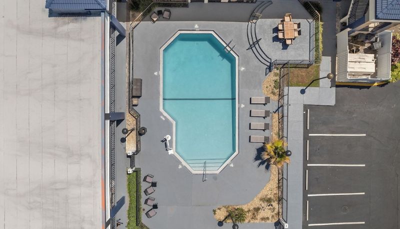 Pool - Baymont by Wyndham Orlando East