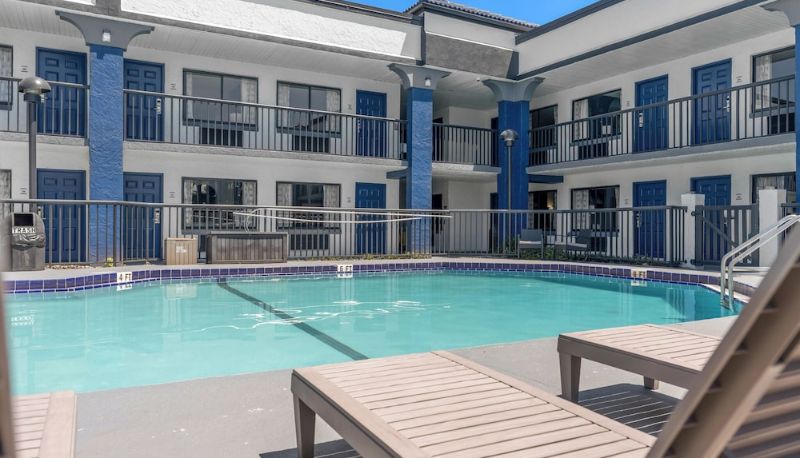Pool - Baymont by Wyndham Orlando East