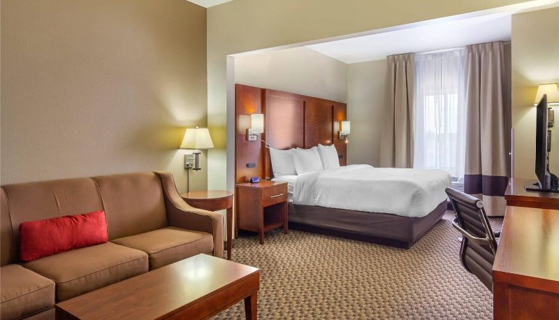 Suite - Comfort Inn & Suites Sterling