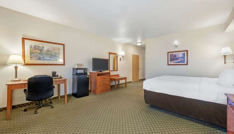 Camera - Comfort Inn & Suites Rawlins