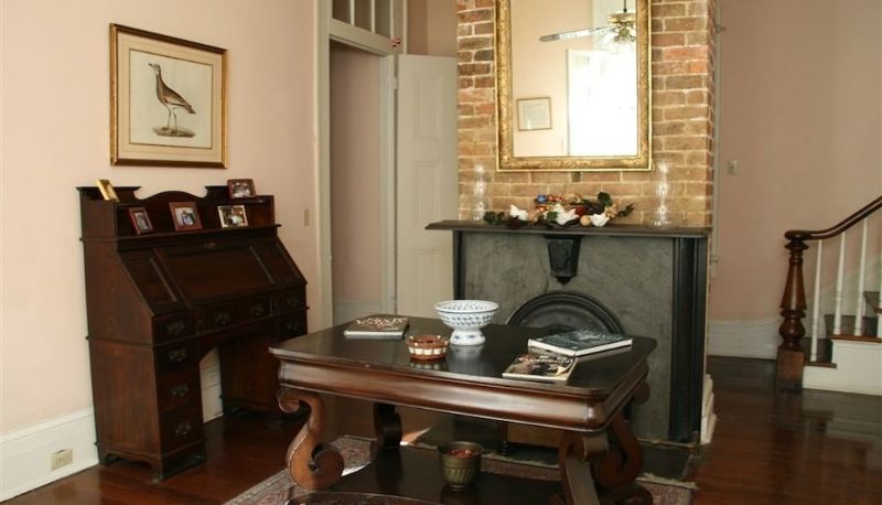 Info - Fairchild House Bed & Breakfast