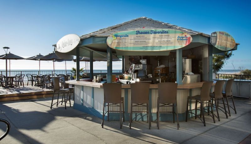 Bar - Compass Cove Oceanfront Resort