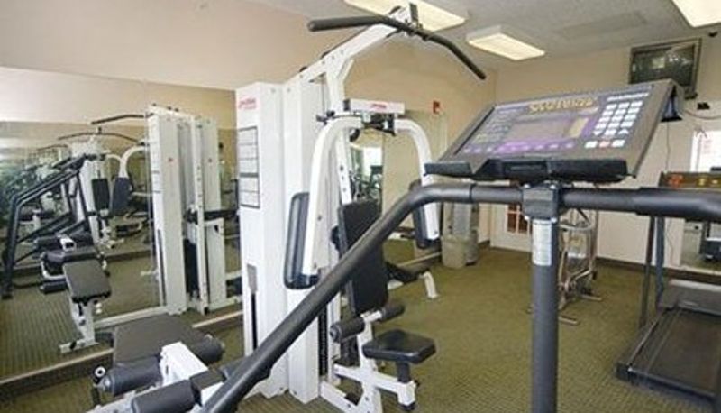 Zona de bienestar y gimnasio - TX Studio 6-Dallas