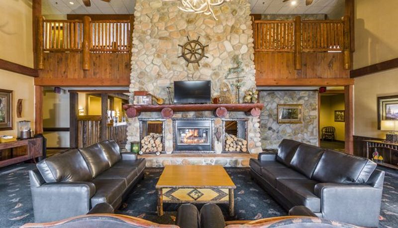 Hall - Stoney Creek Hotel Quad Cities
