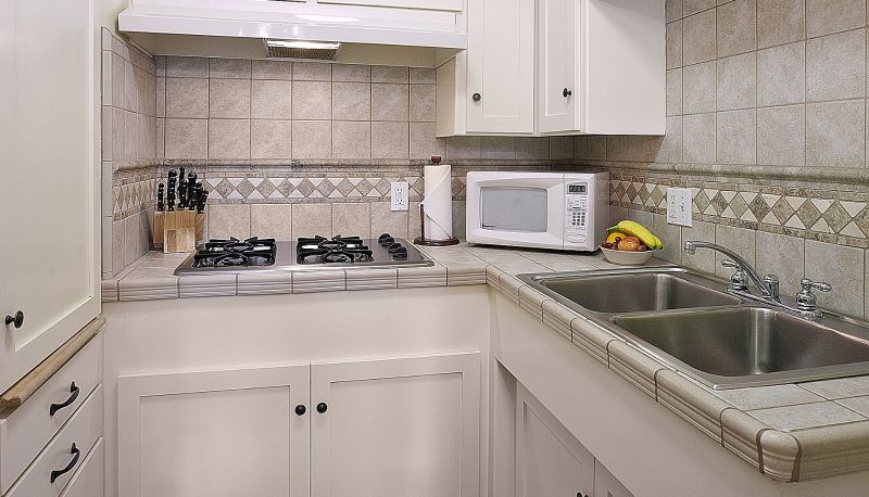 Suite - BRISAS DEL MAR INN AT THE BEA