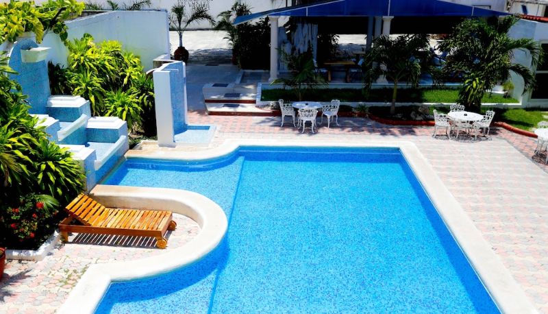 Pool - Hotel Maria de Lourdes Cancun