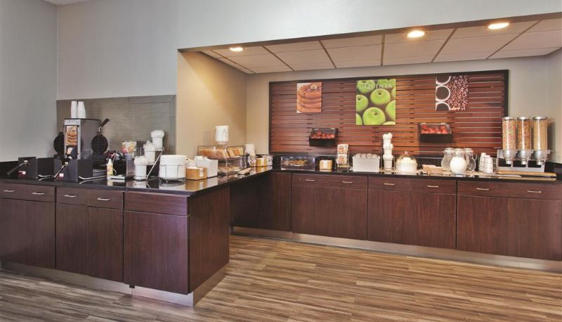 Innenbreich - La Quinta Inn & Suites by Wyndham Charleston Riverview