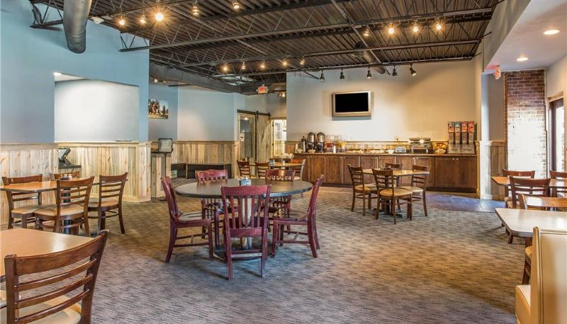 Restaurant - Econo Lodge Rawlins