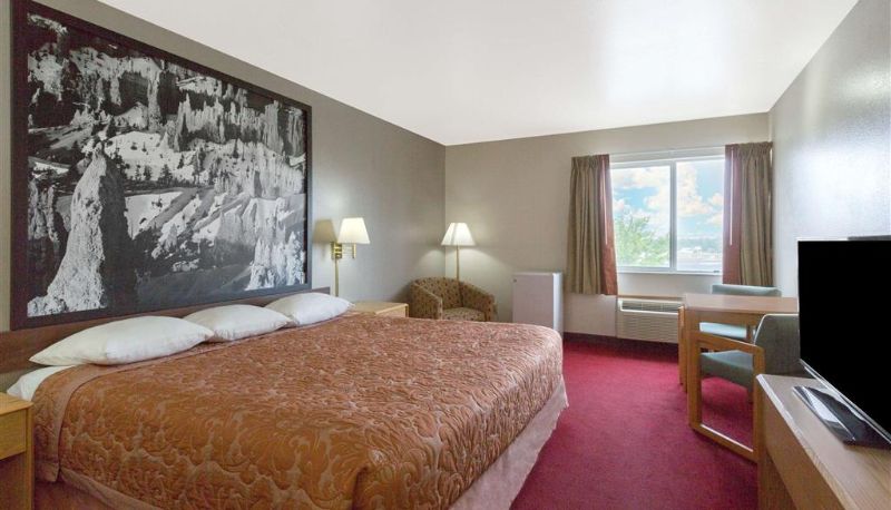 Zimmer - Super 8 by Wyndham Green River