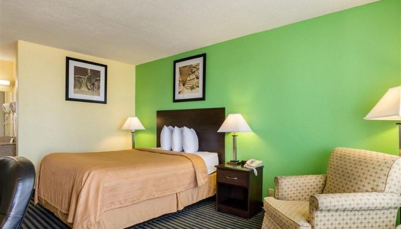 Zimmer - Quality Inn Liberal