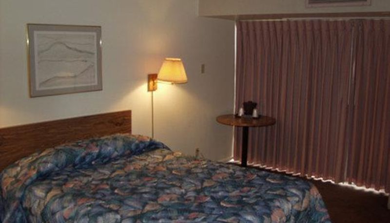 Info - SATELLITE HOTEL